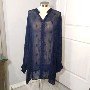 Avenue women's floral lace top shirt button down collar v-neck